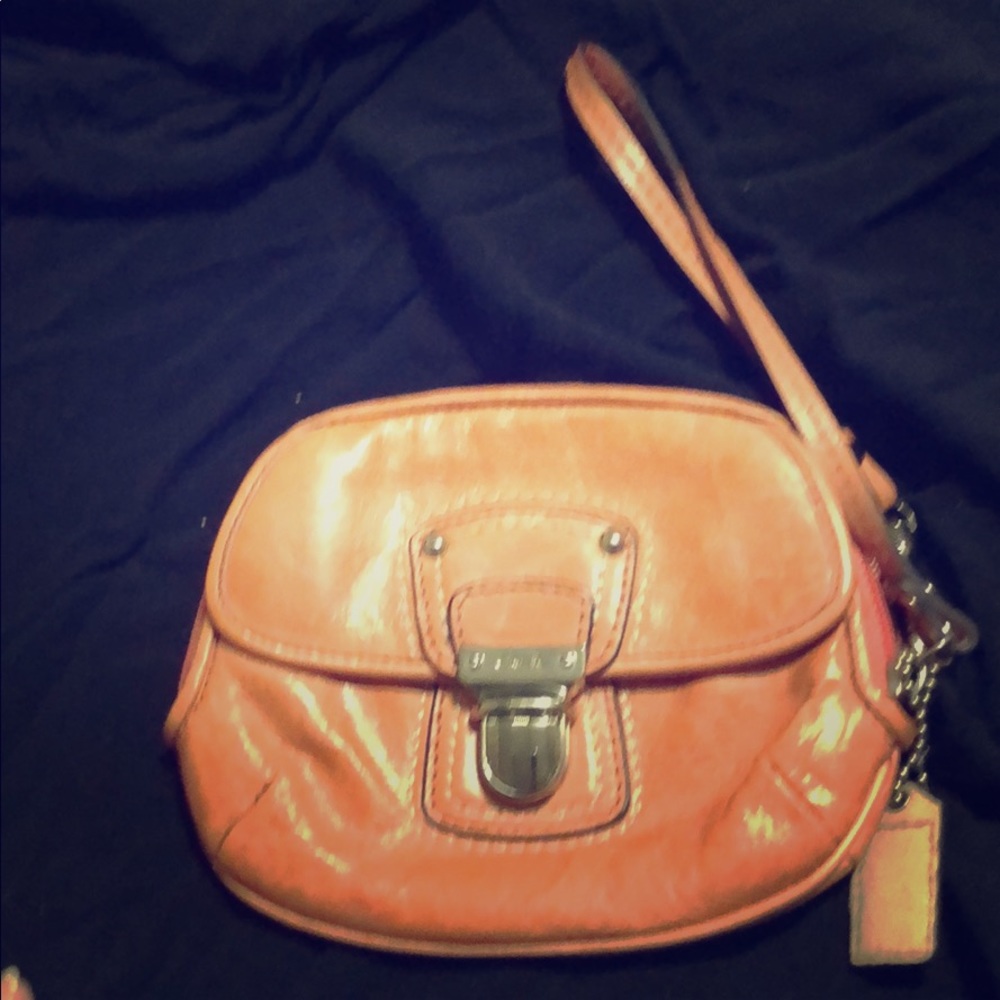 Coach pushlock wristlet